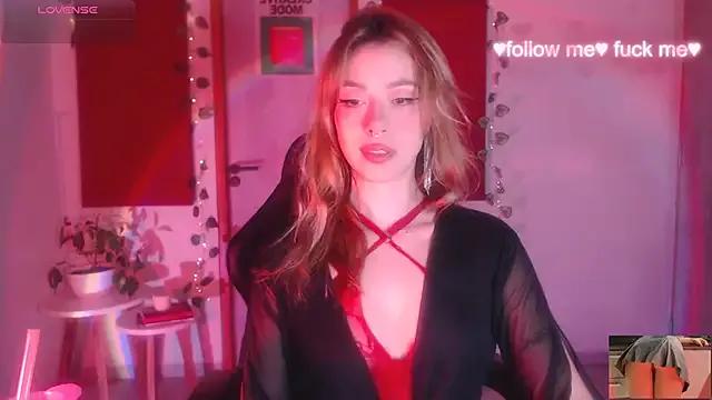 sakura_beauty from StripChat is Freechat