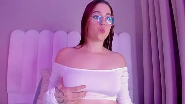 sakura_Gomez from StripChat is Freechat