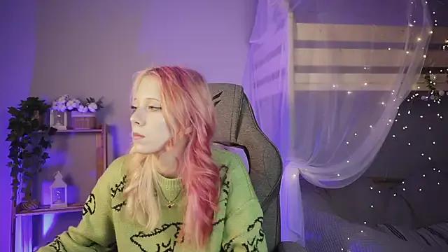 SakuraBliss from StripChat