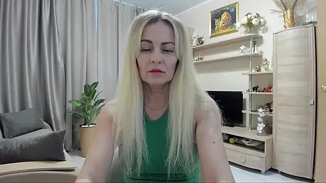 Salamander_Red from StripChat