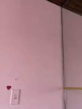 Sallem_Pink from StripChat