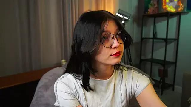 SallyBarnecc from StripChat