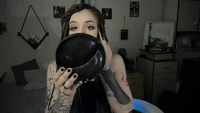 SallyJohnson from StripChat