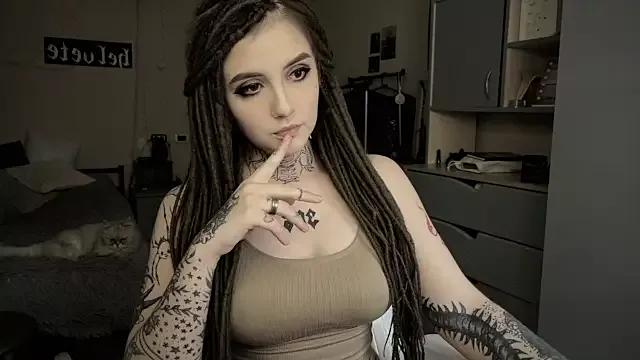 SallyJohnson from StripChat