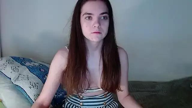 SallyMkn from StripChat is Freechat