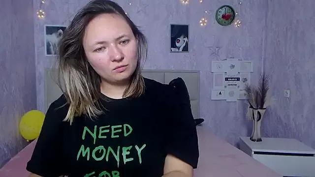 SallyVerda from StripChat