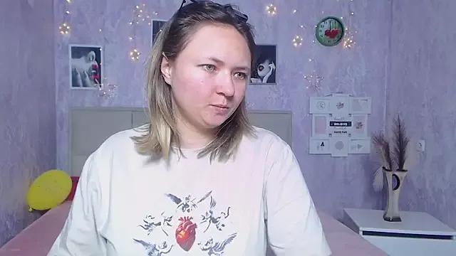 SallyVerda from StripChat
