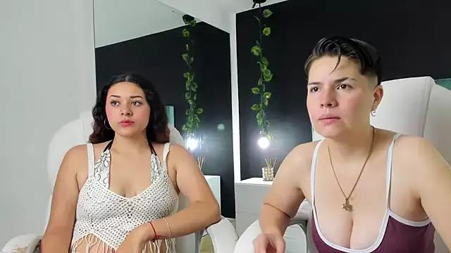 Sam_y_Scarlett from StripChat is Freechat