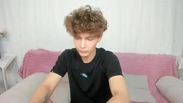Samaniquee from StripChat is Freechat