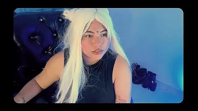 Samanta_cutee from StripChat
