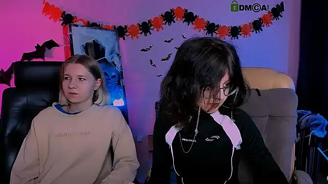 Try our streaming cams variety and talk on a personal level with our adorable girls streamers, showing off their bountiful shapes and dildos.