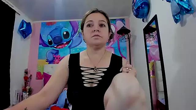 Samanta_SS from StripChat