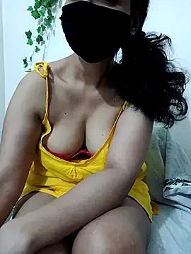 Samantaapu from StripChat