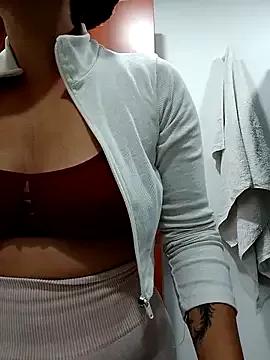 SAMANTHA-16_ from StripChat is Freechat