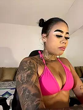Samantha_Harvy_ from StripChat is Freechat