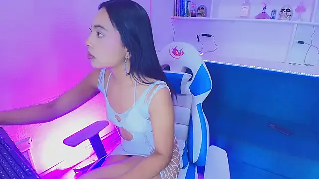 Samantha_Martiness on StripChat 