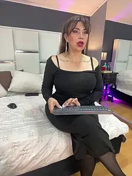 Try our streaming cams variety and talk on a personal level with our adorable girls streamers, showing off their bountiful shapes and dildos.