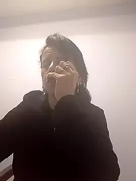 Samantha_Redsx21 from StripChat