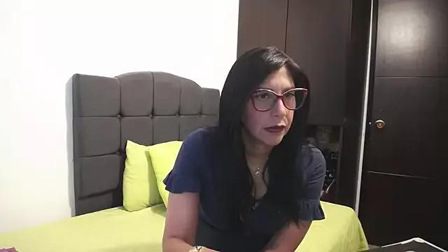 Samantha_Rosse01 from StripChat is Freechat
