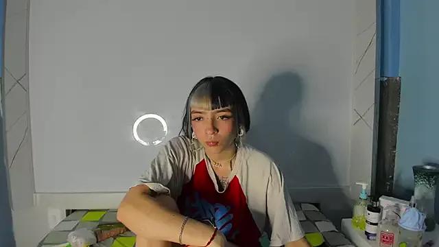 Samantha_Smiith from StripChat is Freechat