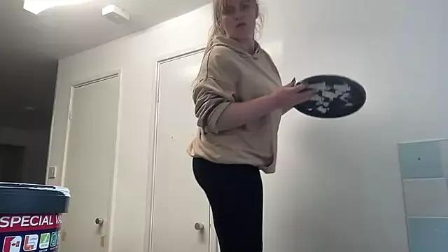 samanthaalice from StripChat
