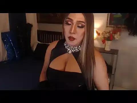 SamanthaAlmazora from StripChat is Freechat