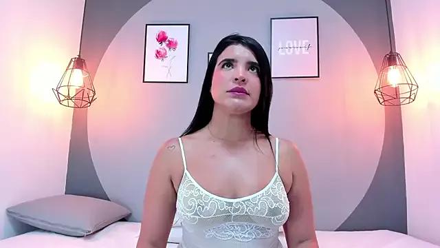 samanthaevanz_ from StripChat