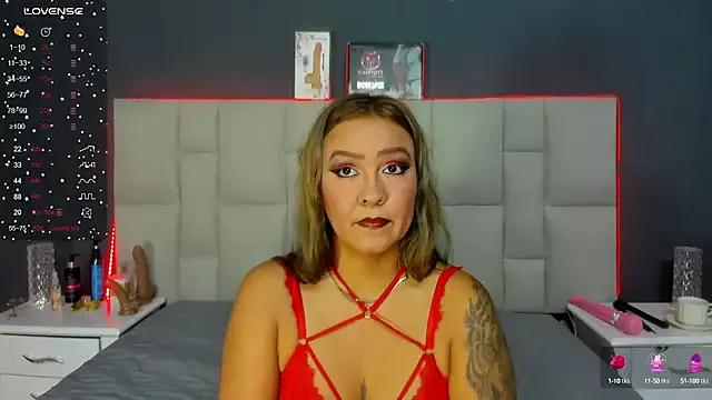 SamanthaKoxx from StripChat