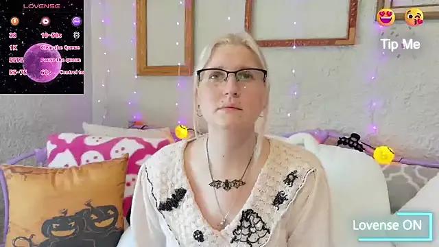 Samanthamalichite from StripChat