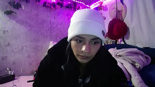 Samara_Homescapes from StripChat is Freechat