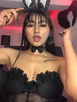 Samara_SaenzV from StripChat is Freechat