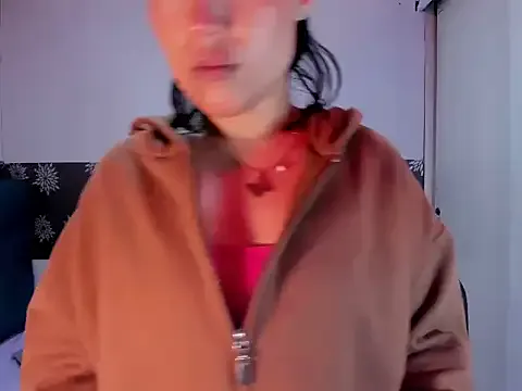 SamaradelaRoux from StripChat is Freechat