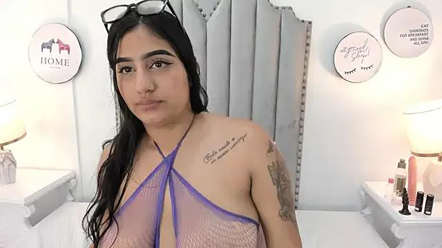 SamaraFlorez from StripChat is Freechat