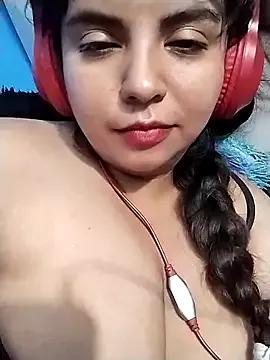 SamiBoobsxx from StripChat is Freechat
