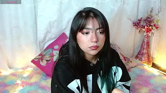 Try our streaming cams variety and talk on a personal level with our adorable girls streamers, showing off their bountiful shapes and dildos.