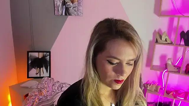Try our streaming cams variety and talk on a personal level with our adorable girls streamers, showing off their bountiful shapes and dildos.