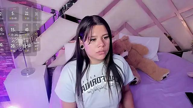 Try our streaming cams variety and talk on a personal level with our adorable girls streamers, showing off their bountiful shapes and dildos.