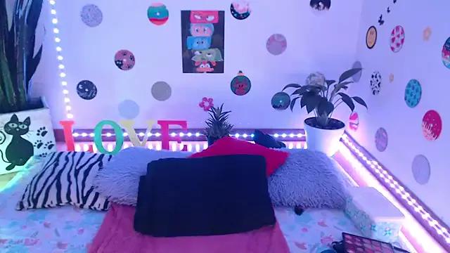samy_love35 from StripChat is Freechat