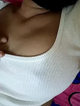 Sanaya_7 from StripChat is Group