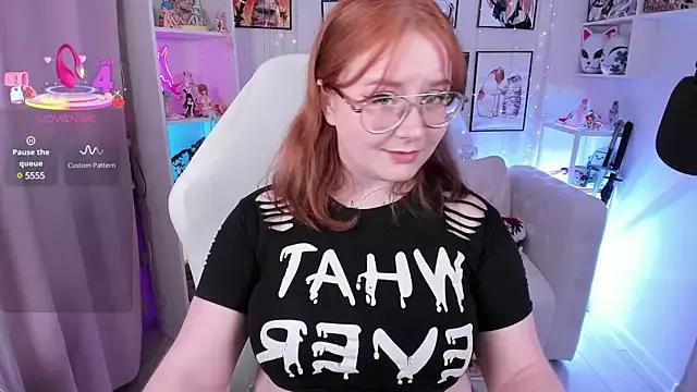 Try our streaming cams variety and talk on a personal level with our adorable girls streamers, showing off their bountiful shapes and dildos.