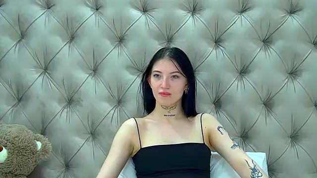 SandraGrants from StripChat is Freechat