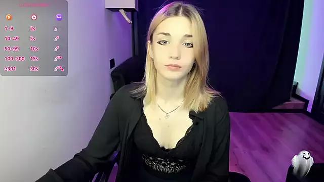 Try our streaming cams variety and talk on a personal level with our adorable girls streamers, showing off their bountiful shapes and dildos.