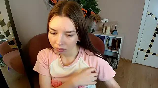 Try our streaming cams variety and talk on a personal level with our adorable girls streamers, showing off their bountiful shapes and dildos.