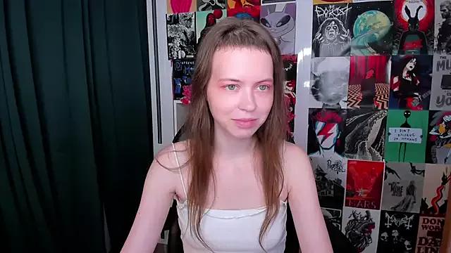 Sangria_Wine from StripChat is Freechat
