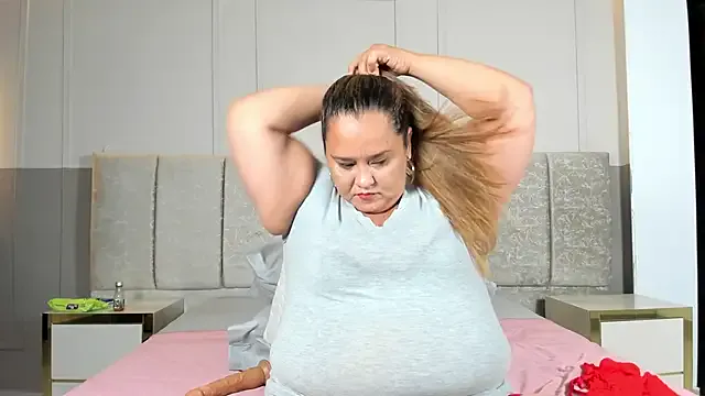 sannem_hot on StripChat 