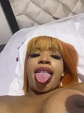 santanajenin from StripChat is Freechat
