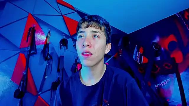 Santiago_LatinBoy from StripChat is Freechat