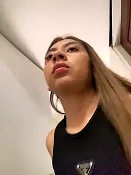 Sara-cooper2 from StripChat