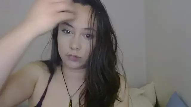 Sara94live from StripChat