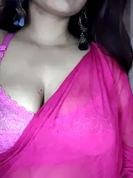 Sara_1618 from StripChat is Freechat